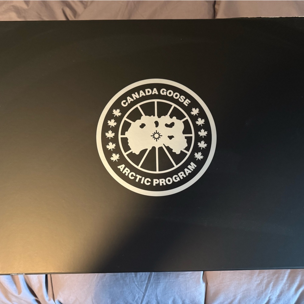 Canada Goose Black Ski & Snow Jacket - Picture 5 of 5